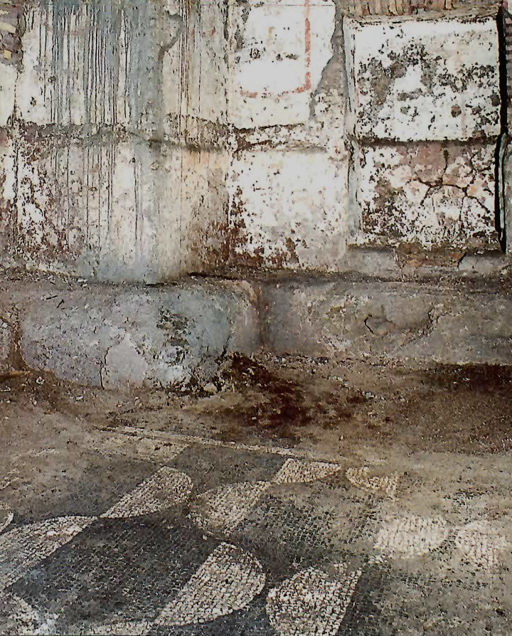 Balneum_teatro_Marcello